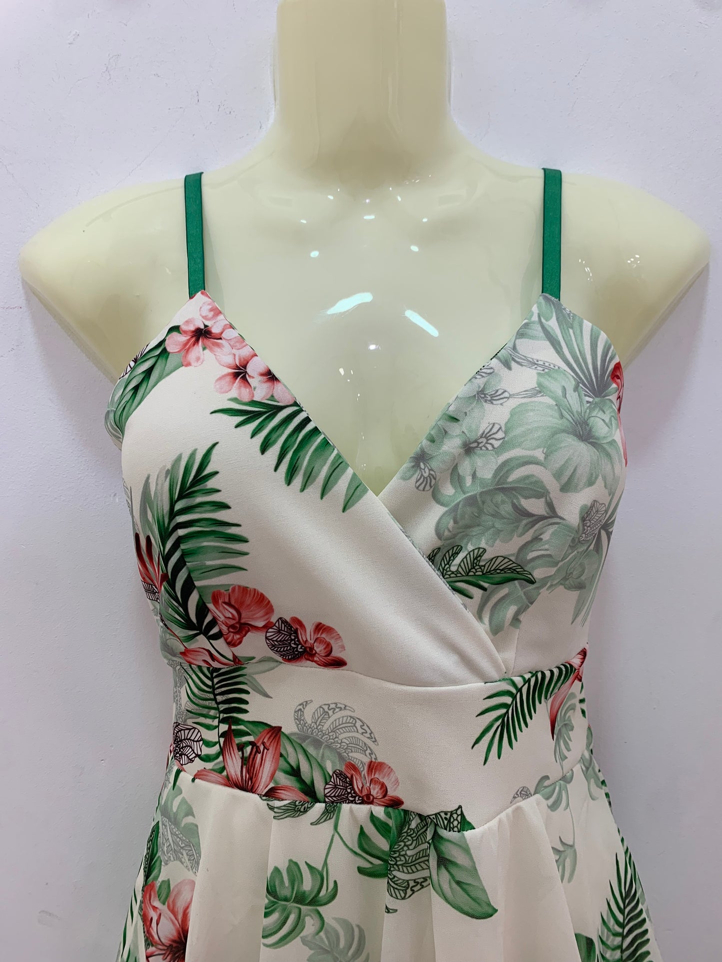 Vestido Flores Verde Rojo
