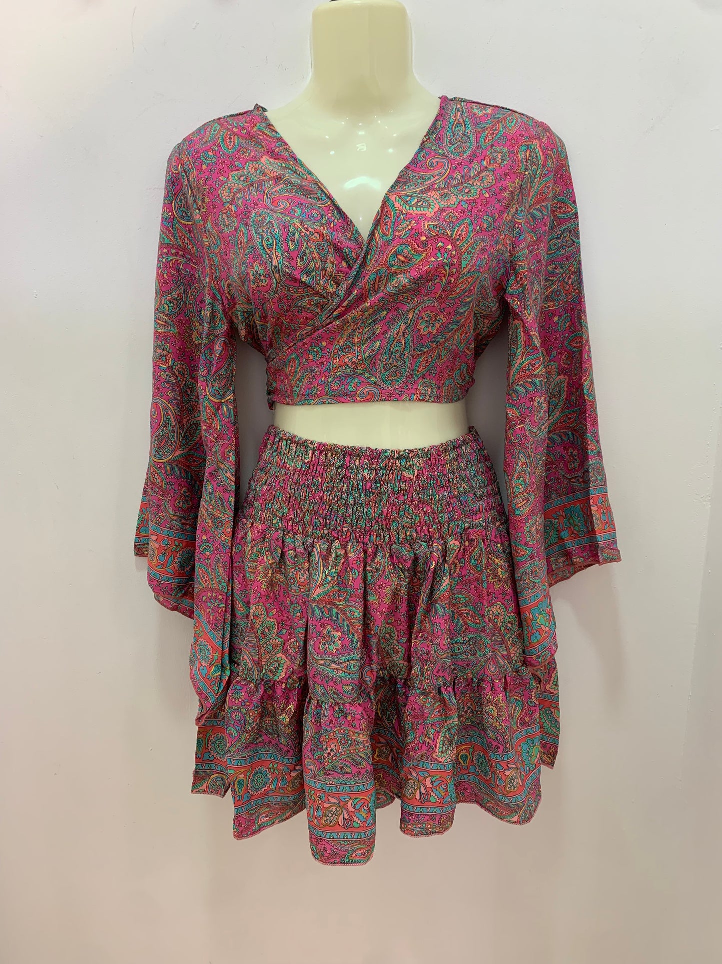 Conjunto Corto 026 Falda y Top Rosa Cachemira