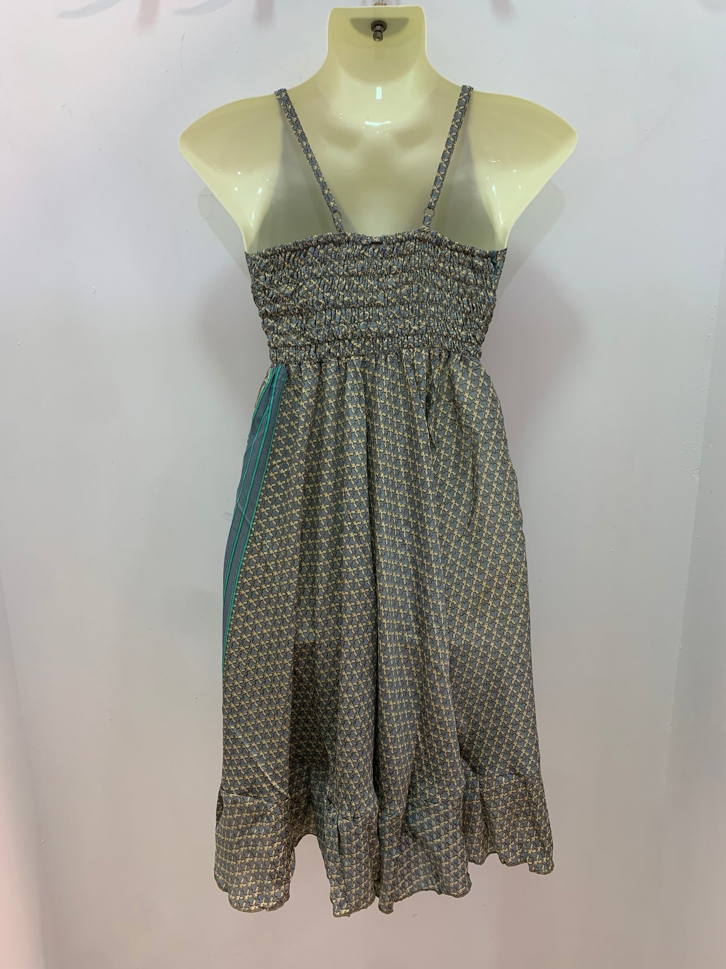Vestido 220K Entramado Beige Gris Verde