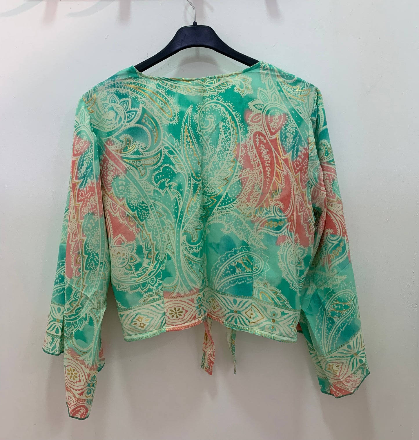 Top Noor Verde Claro y Rosa