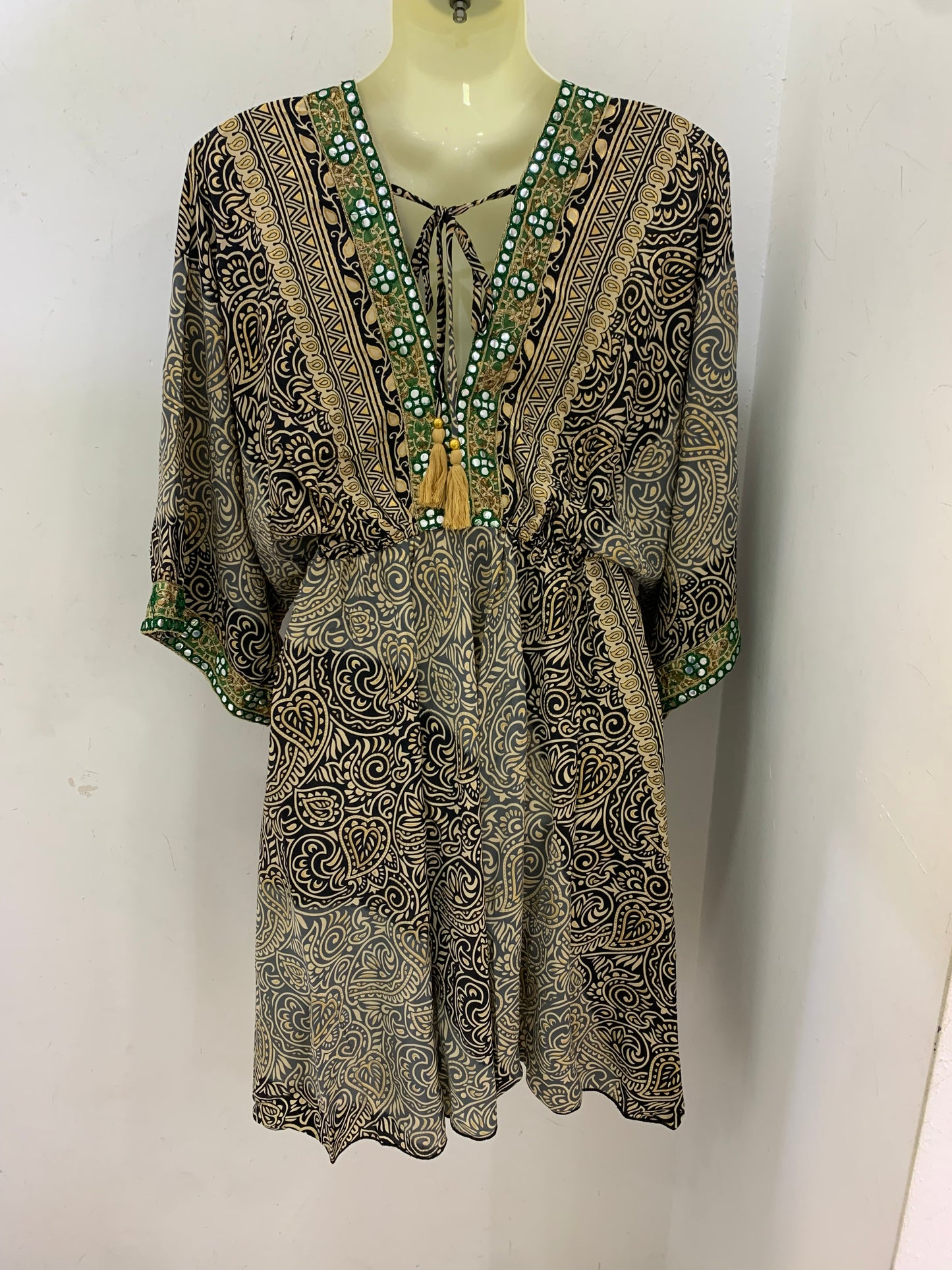 Vestido NAADIA Negro, Gris y Beige