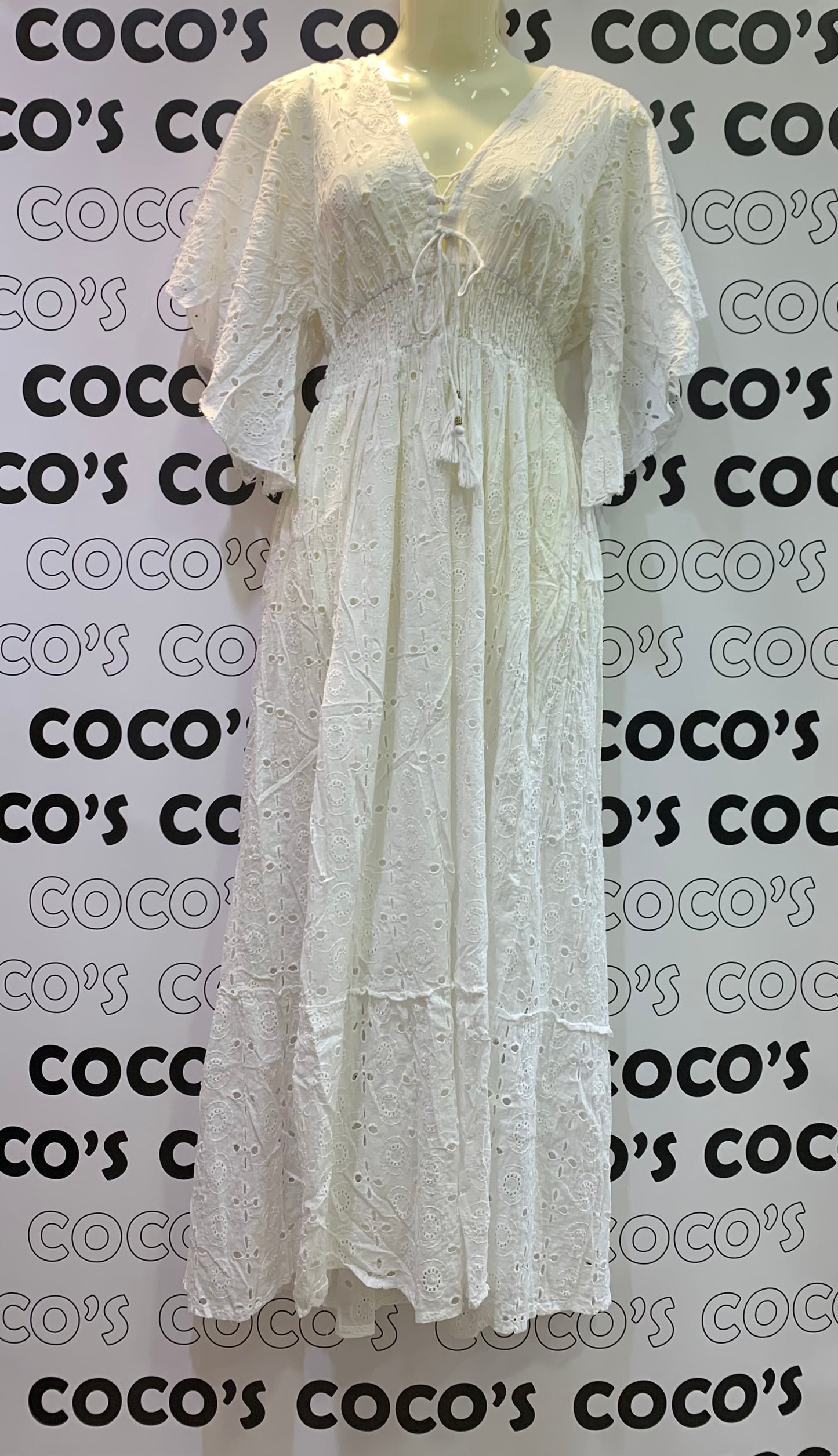 Vestido Largo Blanco Cordones