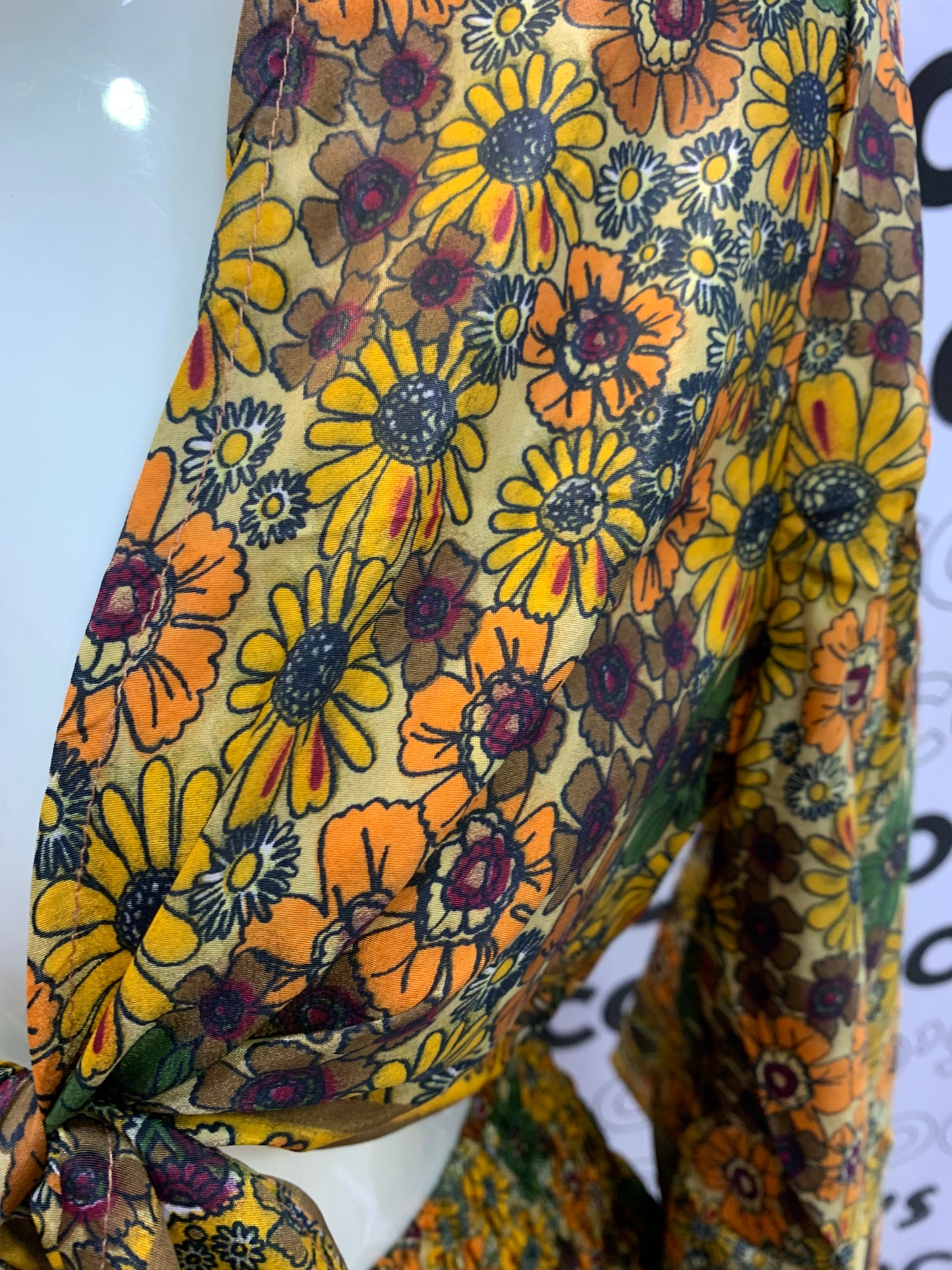 Conjunto corto 026 Mostaza Flores