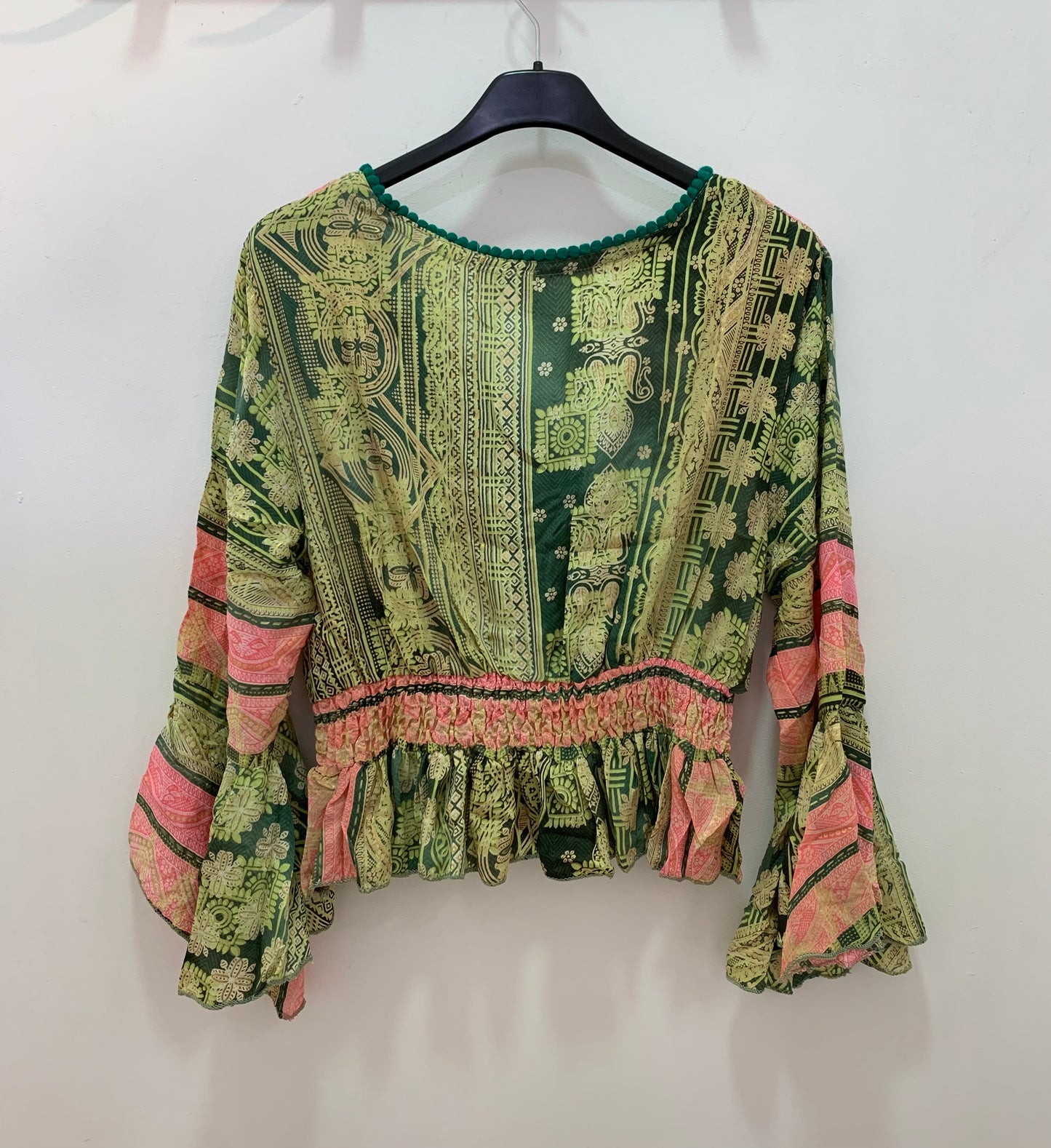 Top Anika Verde y Rosa