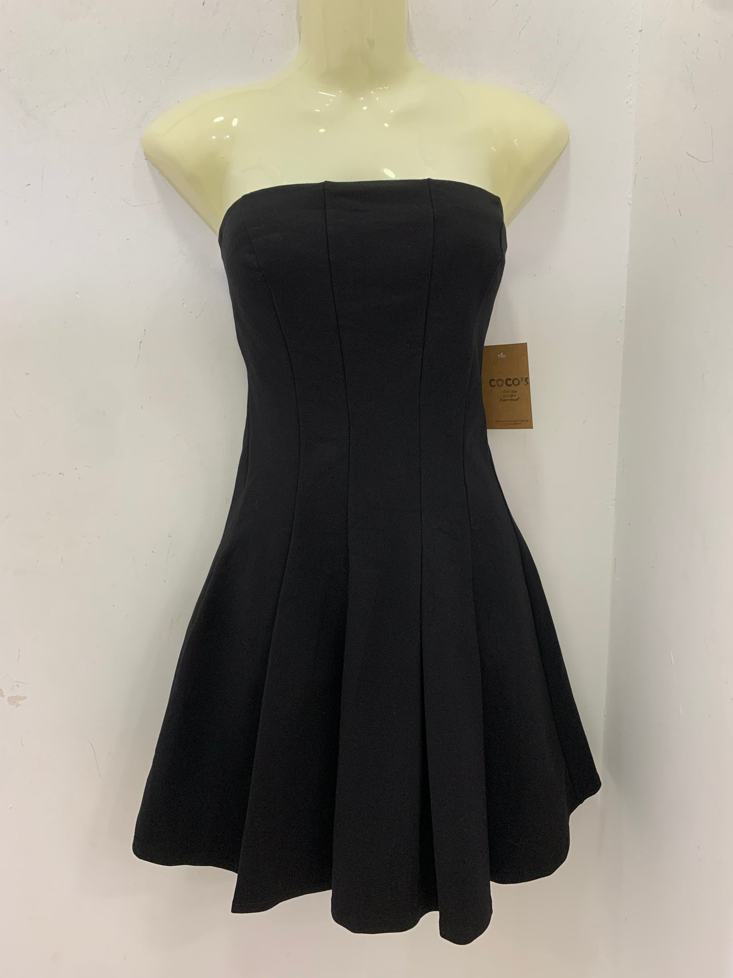 Vestido Negro Palabra De Honor Tablas