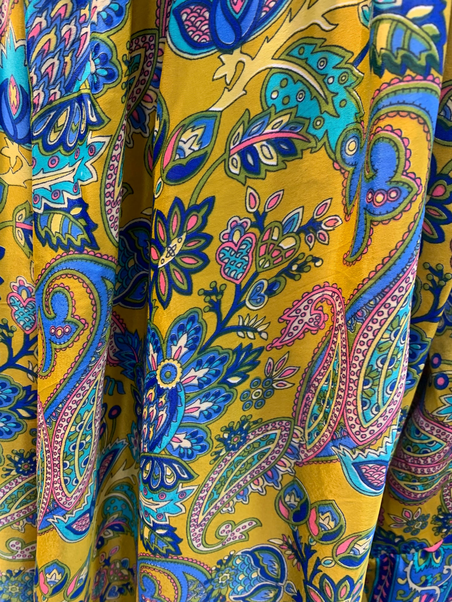 Conjunto Largo HE 1030 Pantalón mostaza