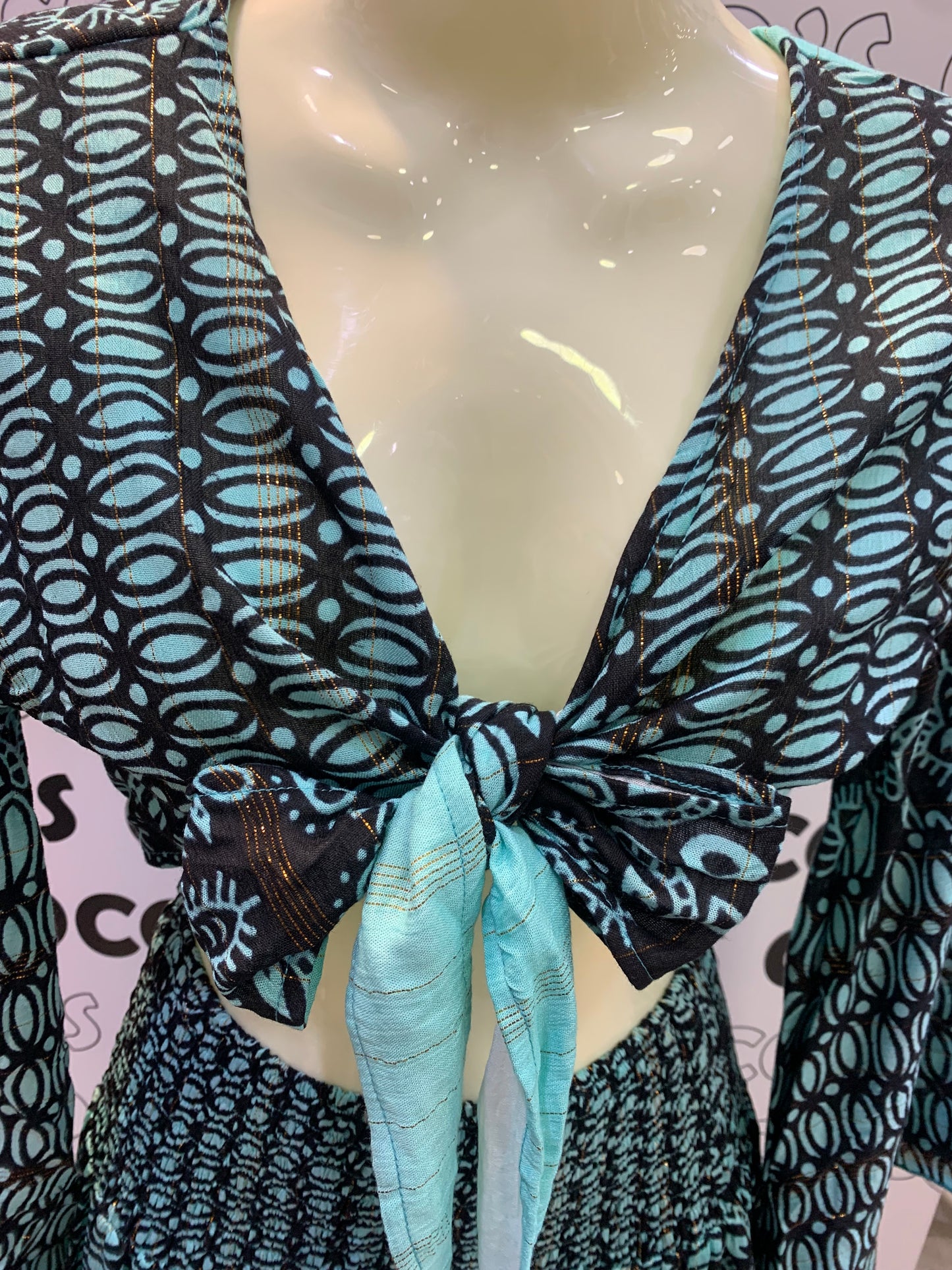 Conjunto Largo 029LU falda y top azul y negro.