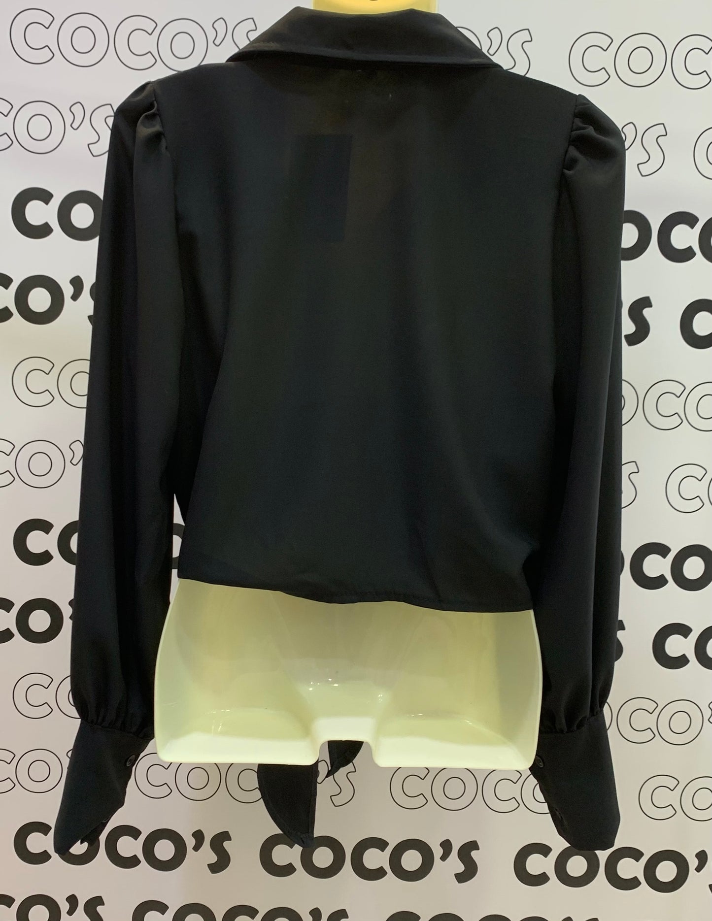 Camisa manga larga negro.