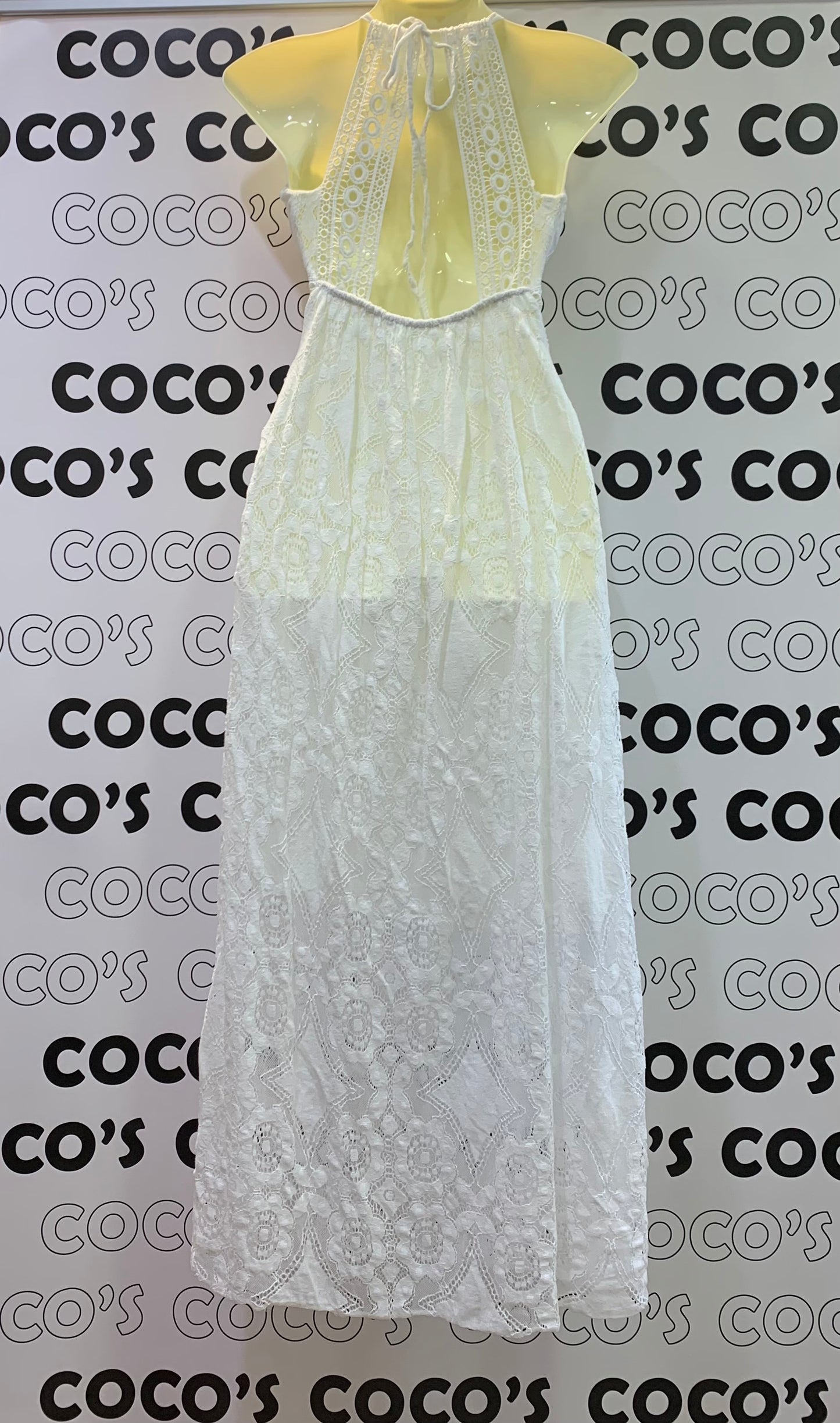 Vestido Largo Blanco Detalle Espalda