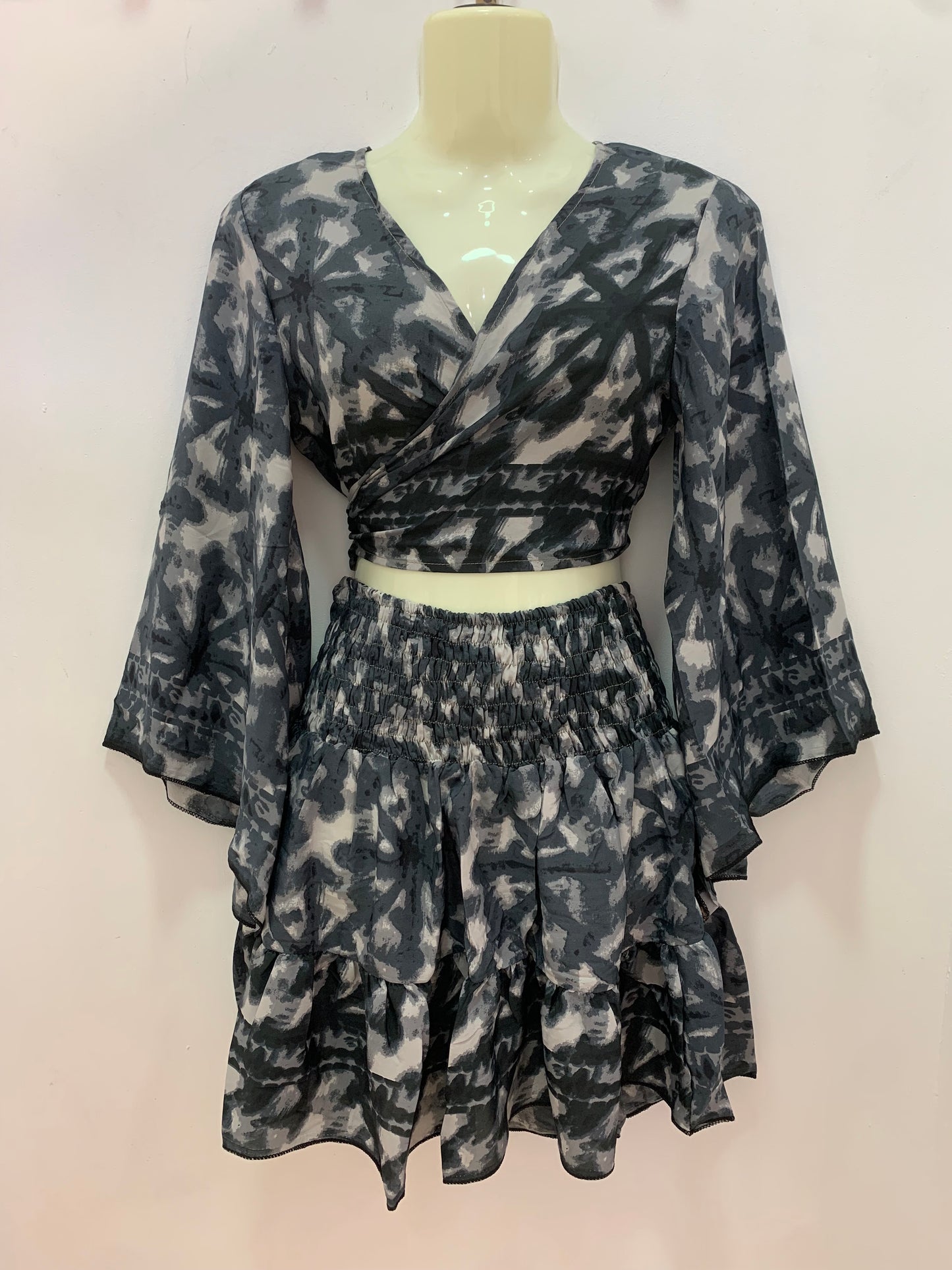 Conjunto Corto 026 Negro y Gris