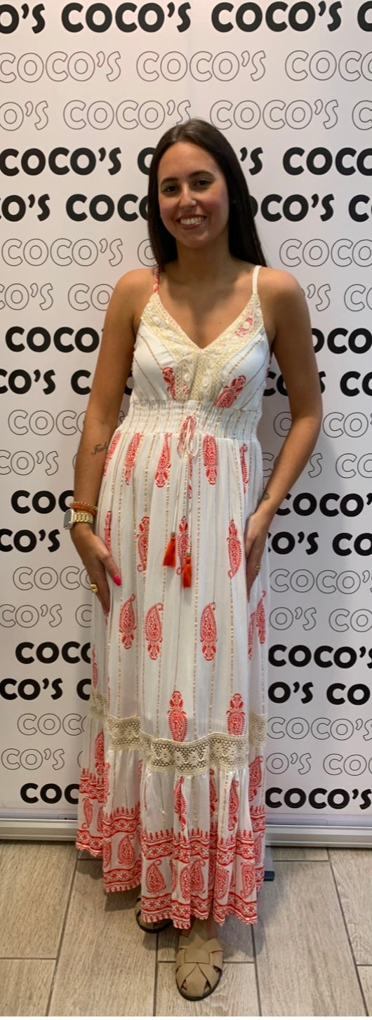 Vestido Largo blanco con gotas de cachemira rojas.