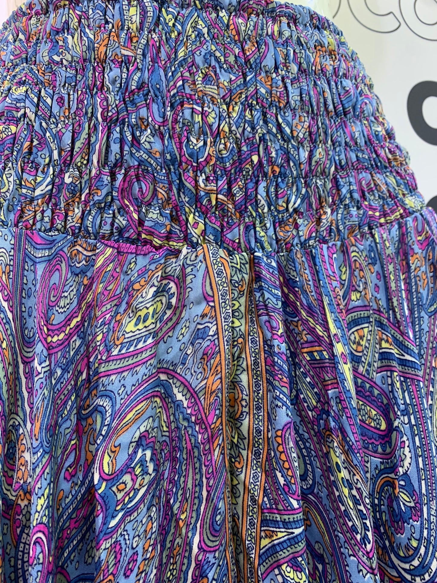 Pantalón Ancho largo azul.