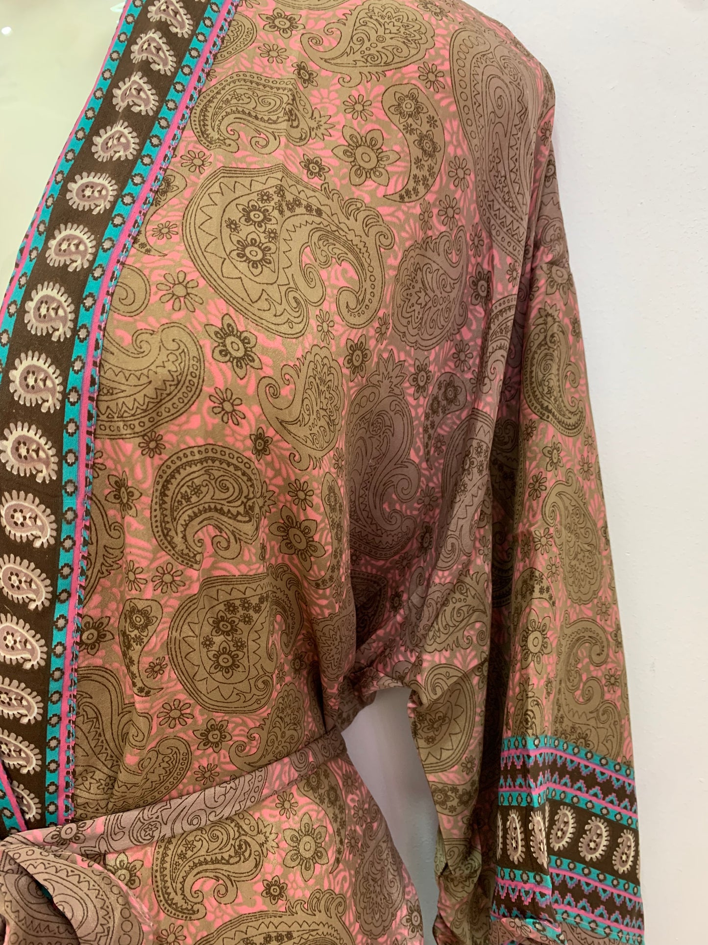 Kimono Largo Aguamarina Rosa Beige y Turquesa Cachemira