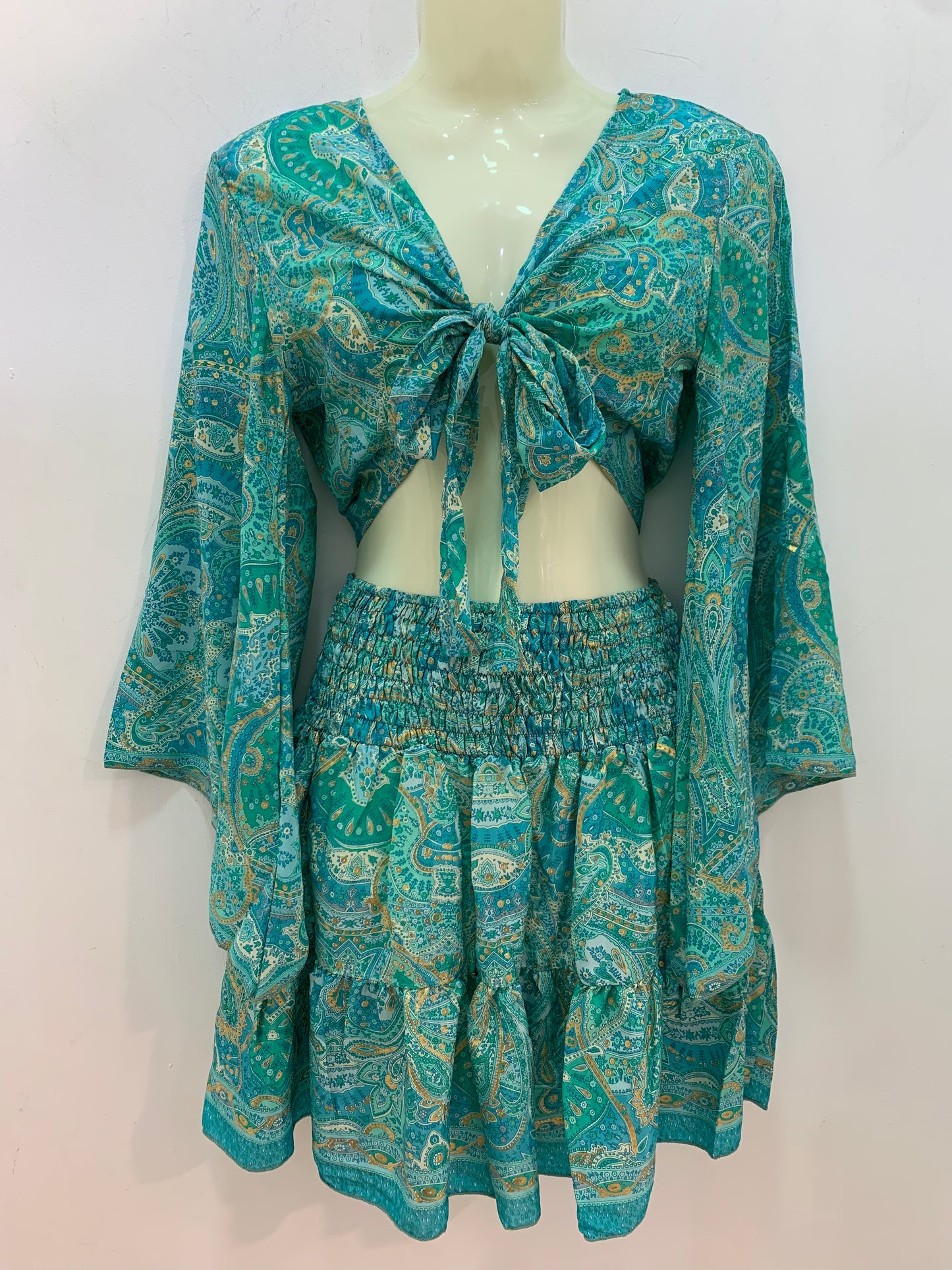Conjunto Corto 026 Falda y Top Turquesa y Verde