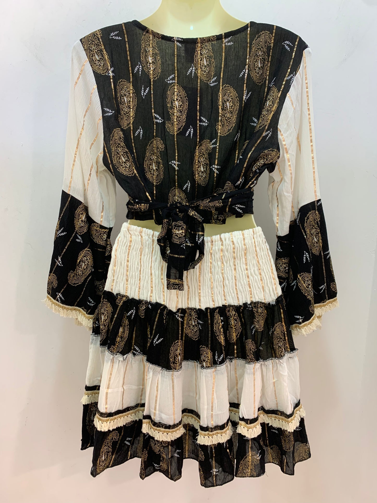Conjunto Lurex Corto B/N Cachemira