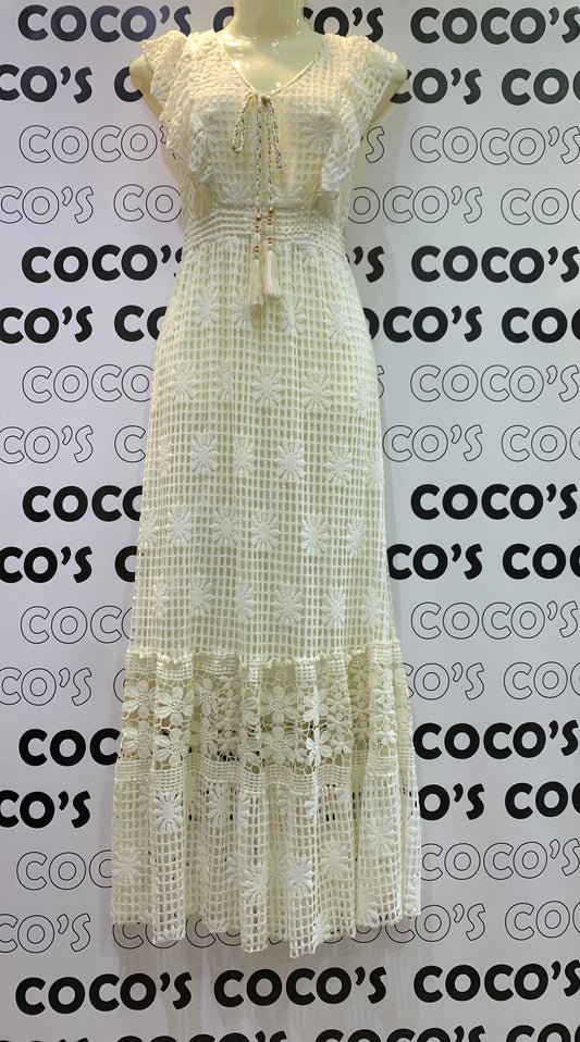 Vestido largo beige.