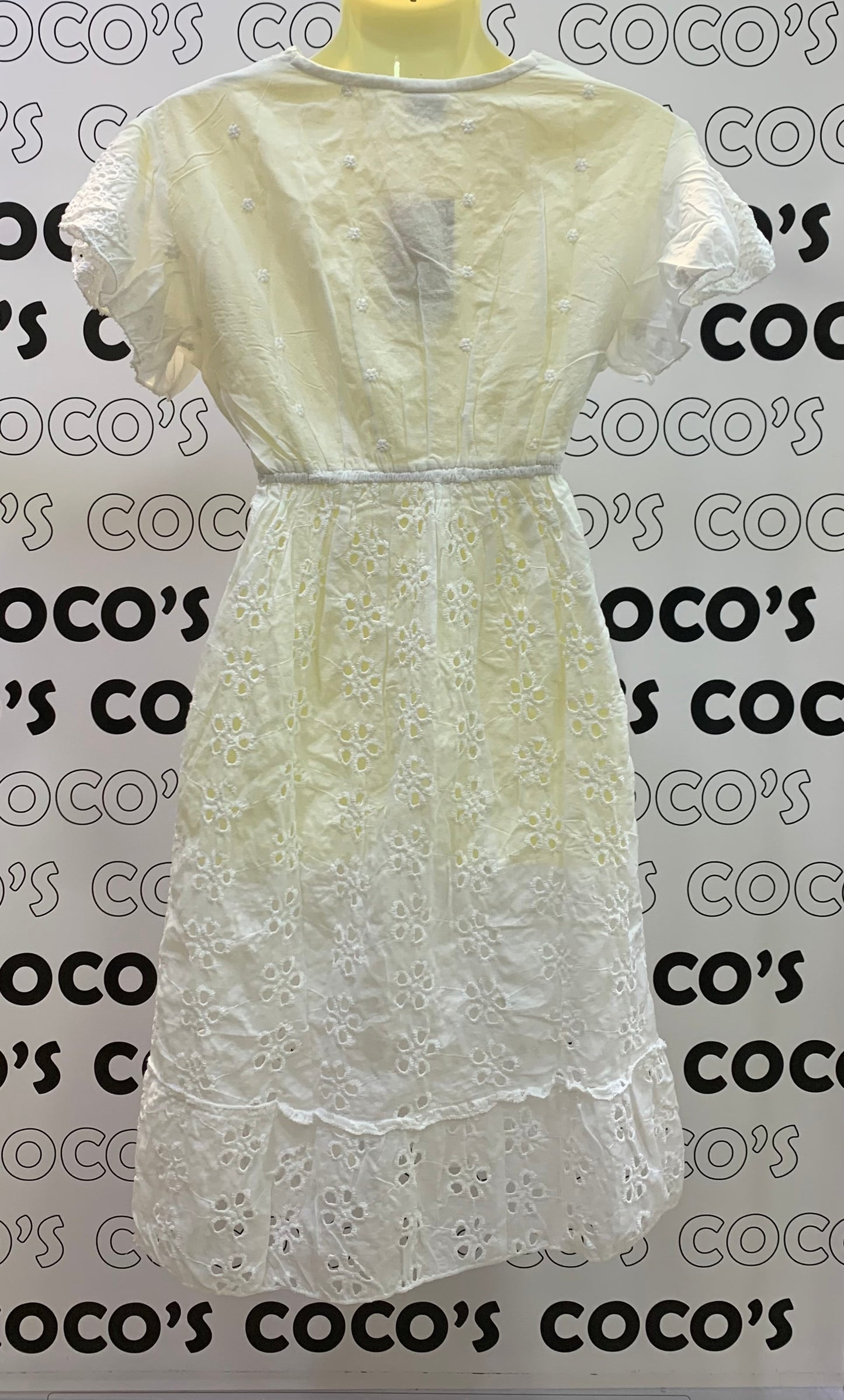 Vestido Corto blanco.