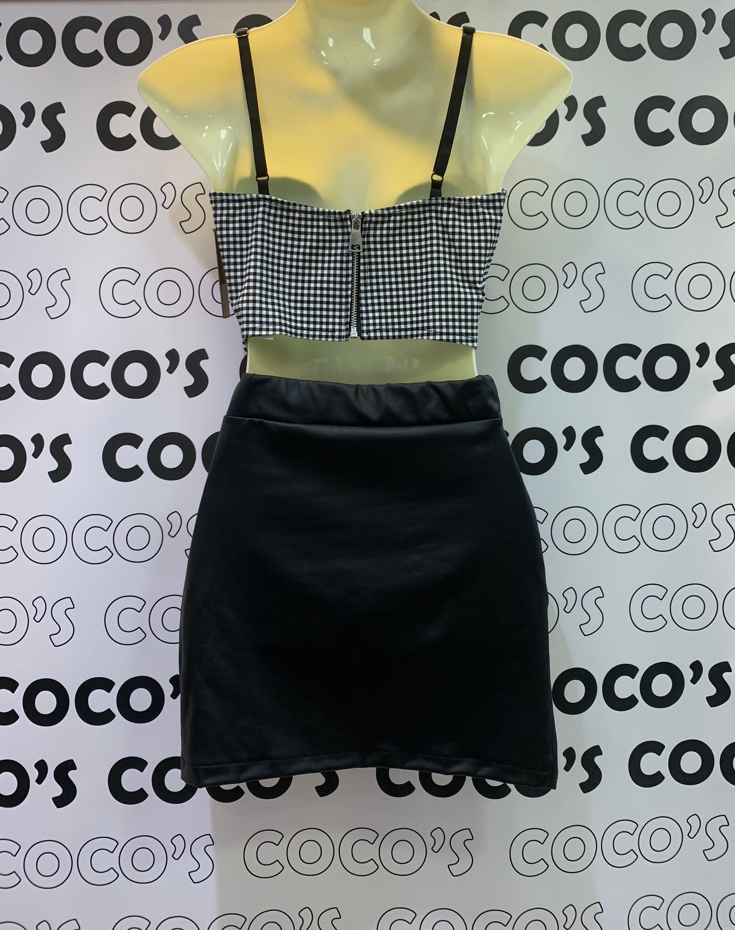 Top Cropped Cuadros Vicky Blanco y Negro