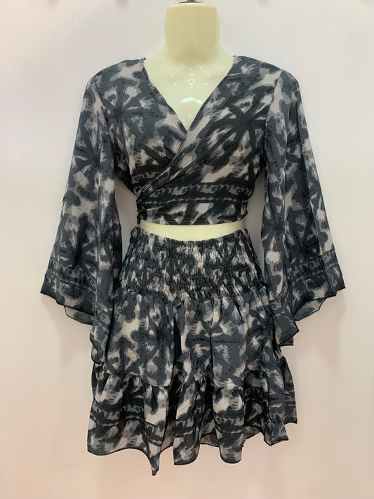 Conjunto Corto 026 Negro y Gris